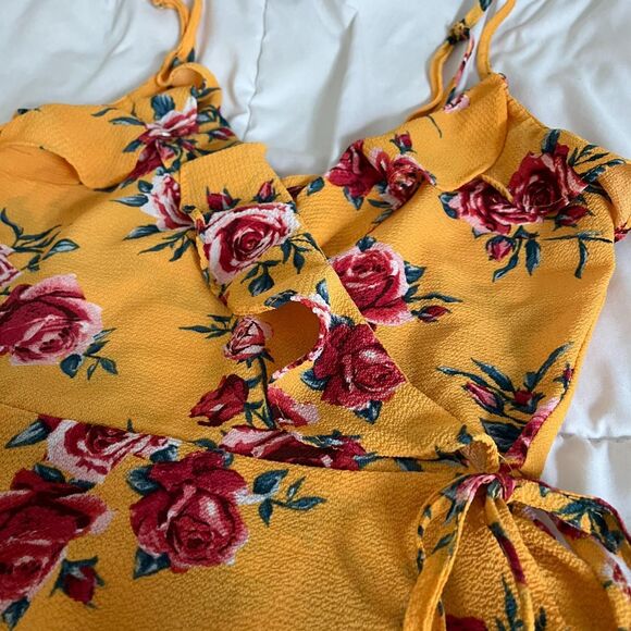 H&M Mustard Yellow Kimono Wrap Cami with Floral Print & Ruffles - Picture 2 of 6